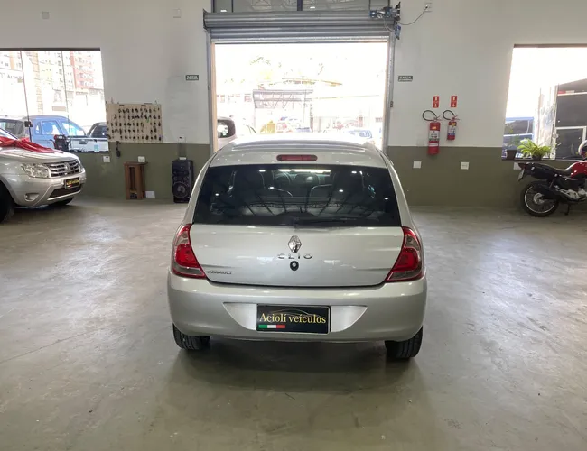 Imagem 14 – Clio 2014 1.0 EXPRESSION 16V FLEX 4P MANUAL