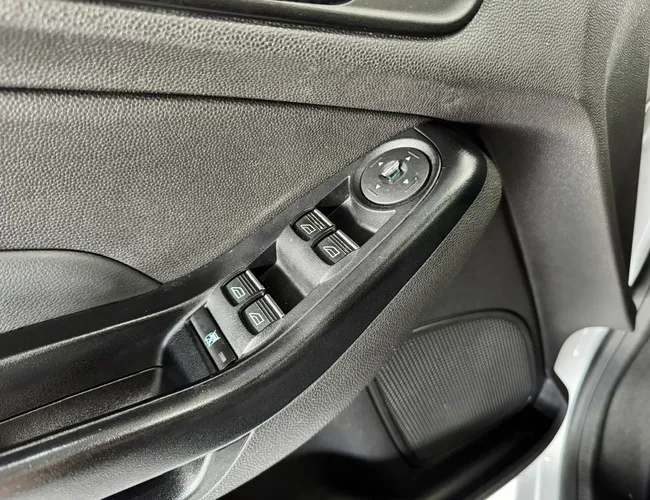 Imagem 12 – Fiesta 2014 1.6 Titanium Hatch 16V Flex 4P Automático