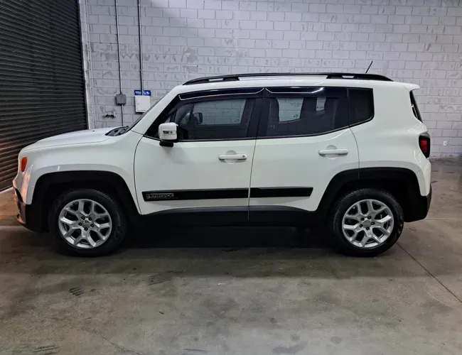 Imagem 7 – Renegade 2016 1.8 16V Flex Longitude 4P Automático