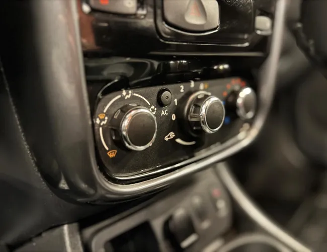Imagem 9 – Duster 2013 2.0 Dynamique 4X2 16V Flex 4P Automático