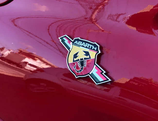 Imagem 5 – Fastback 2025 1.3 Turbo 270 Flex Abarth At6