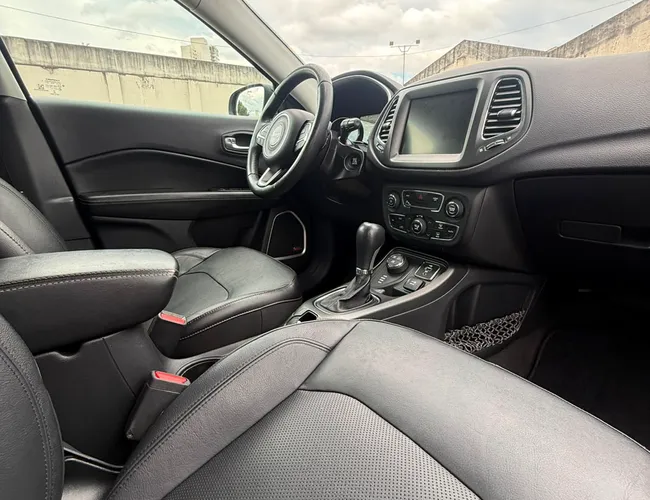Imagem 13 – Compass 2017 2.0 16V Diesel Longitude 4X4 Automático