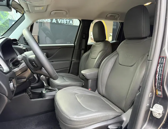 Imagem 14 – Renegade 2025 1.3 T270 Turbo Flex At6