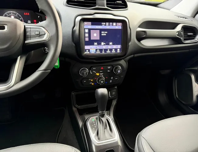 Imagem 13 – Renegade 2025 1.3 T270 Turbo Flex Longitude At6