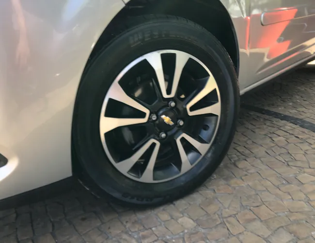 Imagem 5 – Onix 2014 1.4 Mpfi Ltz 8V Flex 4P Manual