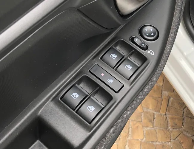 Imagem 8 – Strada 2025 1.3 Firefly Flex Volcano Cd Manual