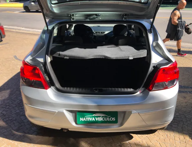 Imagem 11 – Onix 2016 1.4 Mpfi Lt 8V Flex 4P Automático