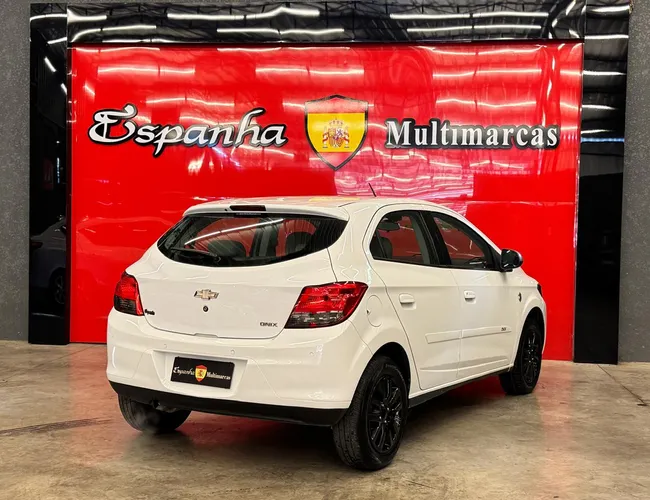 Imagem 13 – Onix 2015 1.0 Mpfi Seleção 8V Flex 4P Manual