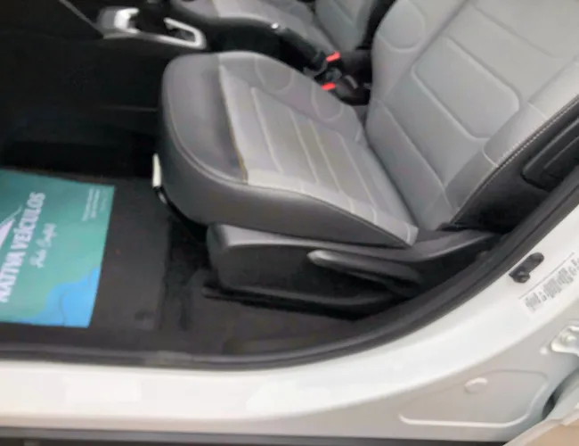 Imagem 7 – Basalt 2025 1.0 Turbo 200 Flex Shine Cvt