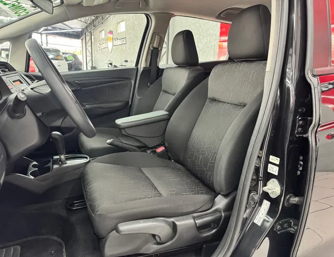 Imagem 12 – Fit 2015 1.5 Lx 16V Flex 4P Automático