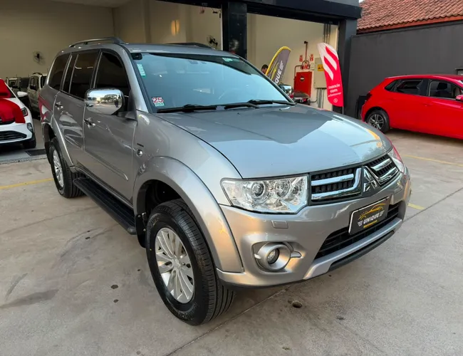Imagem 5 – Pajero 2016 3.5 Hpe 4X4 7 Lugares V6 24V Flex 4P Automático