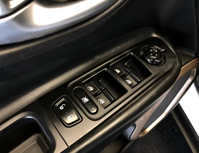 Imagem 10 – Renegade 2018 1.8 16V Flex Longitude 4P Automático