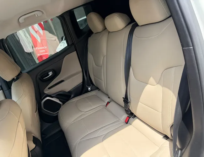 Imagem 12 – Renegade 2016 1.8 16V Flex Longitude 4P Automático