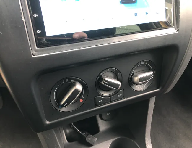 Imagem 12 – Crossfox 2011 1.6 Mi Flex 8V 4P Manual