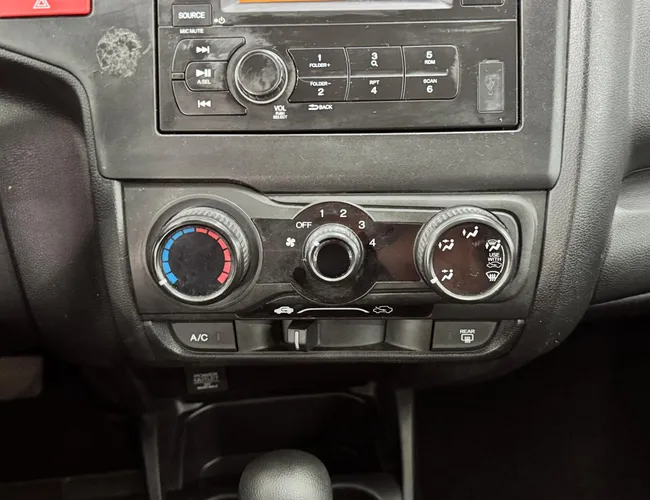 Imagem 8 – Fit 2015 1.5 Lx 16V Flex 4P Automático