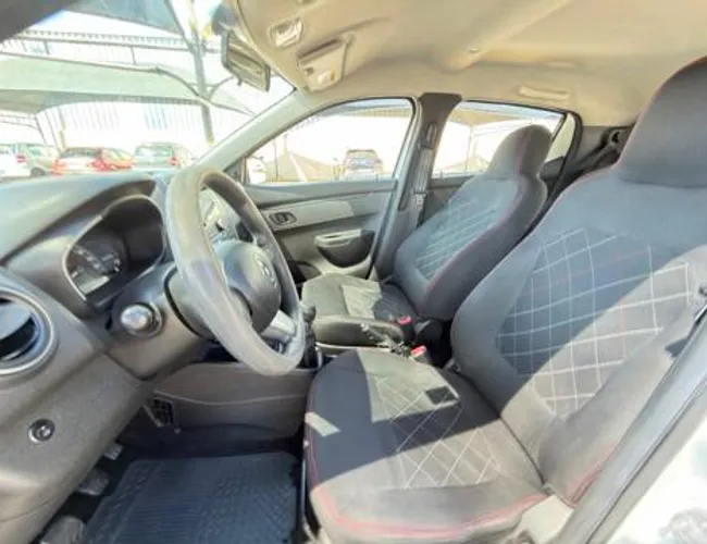 Imagem 11 – Kwid 2018 1.0 12V Sce Flex Zen Manual