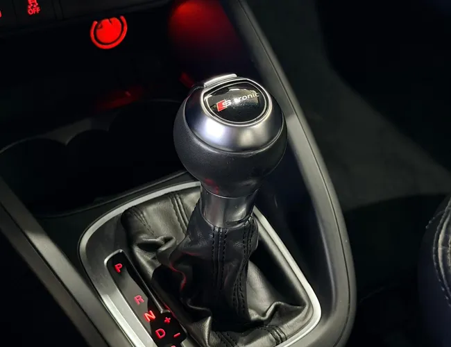 Imagem 13 – A1 2013 1.4 Tfsi Sportback Ambition 16V 185Cv Gasolina 4P Automático