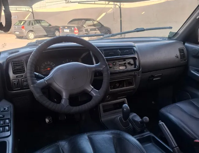 Imagem 8 – L200 Outdoor 2010 2.5 Hpe 4X4 Cd 8V Turbo Intercooler Diesel 4P Manual