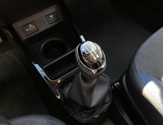 Imagem 13 – Kwid 2026 1.0 12V Sce Flex Intense Manual