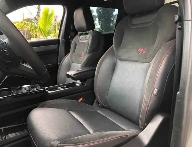 Imagem 7 – Rampage 2024 2.0 Hurricane 4 Turbo Gasolina R/T 4X4 Automático