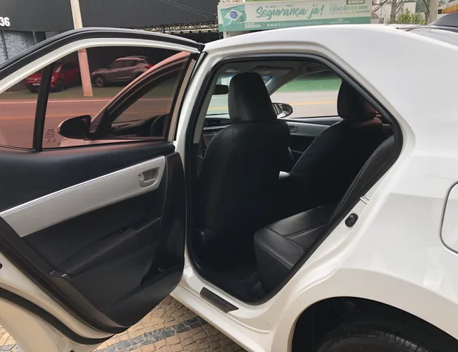 Imagem 10 – Corolla 2018 1.8 Gli 16V Flex 4P Automático