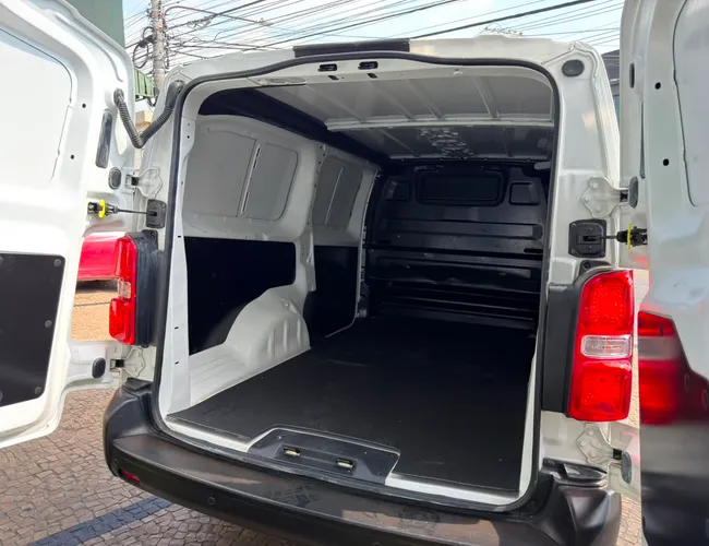 Imagem 6 – Scudo 2024 1.5 Bluehdi Diesel Cargo Manual