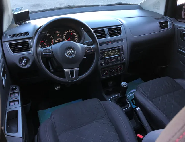 Imagem 9 – Fox 2014 1.6 Mi Highline 8V Flex 4P Manual