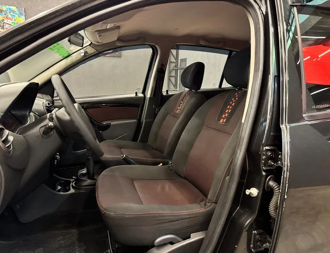 Imagem 12 – Sandero 2013 1.6 STEPWAY 16V FLEX 4P MANUAL