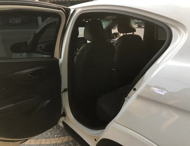 Imagem 10 – Fastback 2025 1.3 Turbo 270 Flex Abarth At6