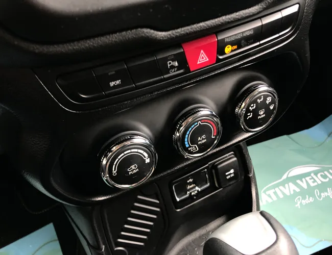 Imagem 12 – Renegade 2017 1.8 16V Flex Sport 4P Automático