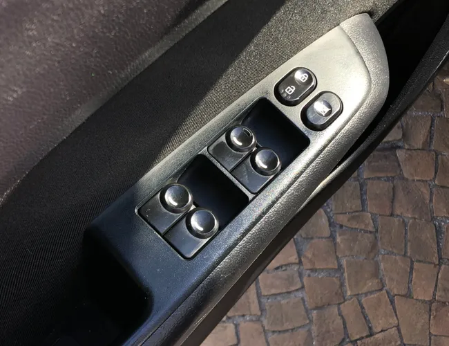 Imagem 8 – Hb20 2013 1.0 Comfort 12V Flex 4P Manual