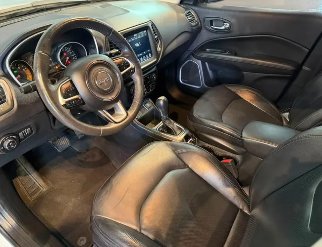 Imagem 16 – Compass 2018 2.0 16V Flex Longitude Automático