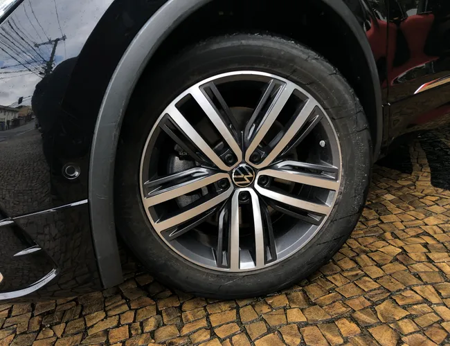 Imagem 5 – Tiguan 2024 2.0 300 Tsi Gasolina Allspace R-Line Automático