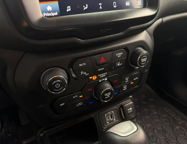 Imagem 13 – Renegade 2025 1.3 T270 Turbo Flex Sahara At6