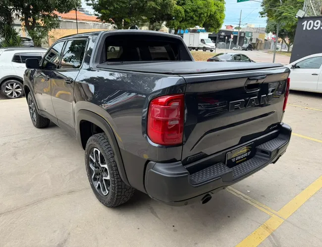 Imagem 8 – Rampage 2024 2.0 Hurricane 4 Turbo Gasolina Rebel 4X4 Automático