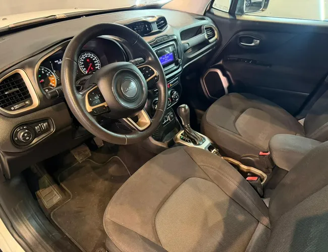 Imagem 11 – Renegade 2016 1.8 16V Flex Sport 4P Automático