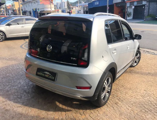 Imagem 5 – Cross Up 2018 1.0 Tsi 12V Flex 4P Manual