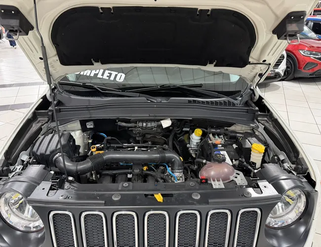 Imagem 11 – Renegade 2017 1.8 16V Flex Sport 4P Manual