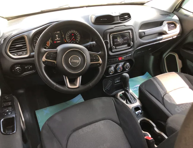 Imagem 9 – Renegade 2016 1.8 16V Flex Sport 4P Automático