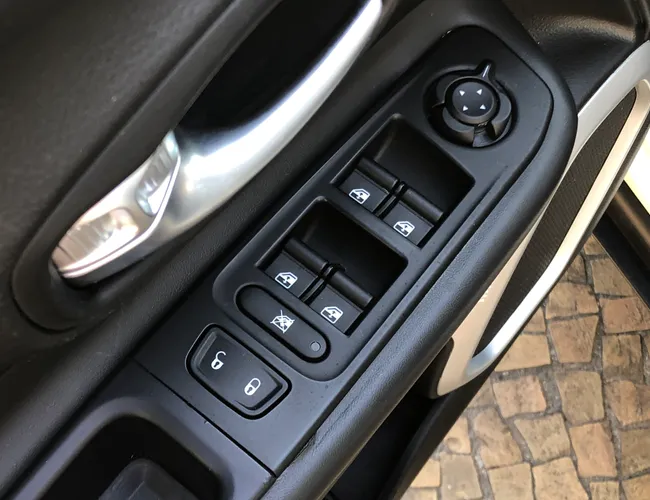 Imagem 8 – Renegade 2021 1.8 16V Flex Longitude 4P Automático