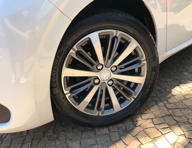 Imagem 5 – 208 2019 1.6 Griffe 16V Flex 4P Automático