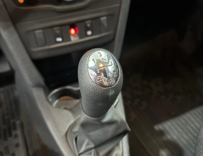 Imagem 13 – Logan 2025 1.0 12V Sce Flex Zen Manual