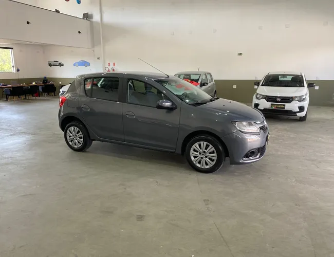 Imagem 13 – Sandero 2016 1.0 EXPRESSION 16V FLEX 4P MANUAL