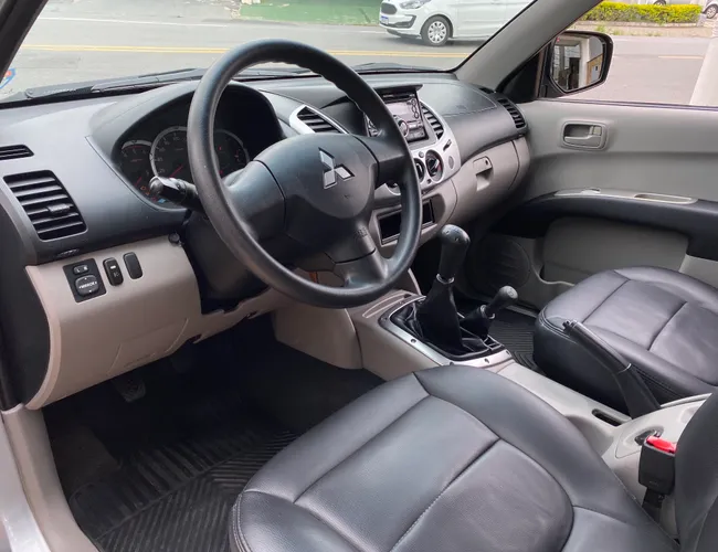 Imagem 5 – L200 Triton 2016 3.2 Gls 4X4 Cd 16V Turbo Intercoler Diesel 4P Manual