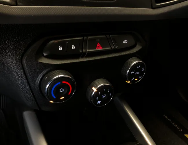 Imagem 12 – Onix 2019 1.0 Mpfi Lt 8V Flex 4P Manual