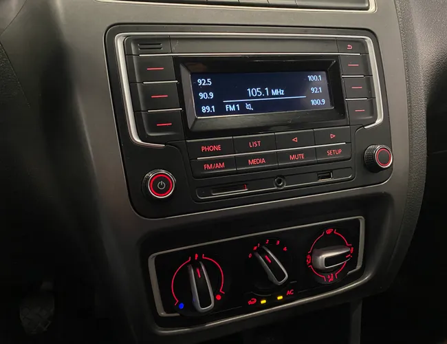 Imagem 10 – Fox 2017 1.0 Mpi Track 12V Flex 4P Manual