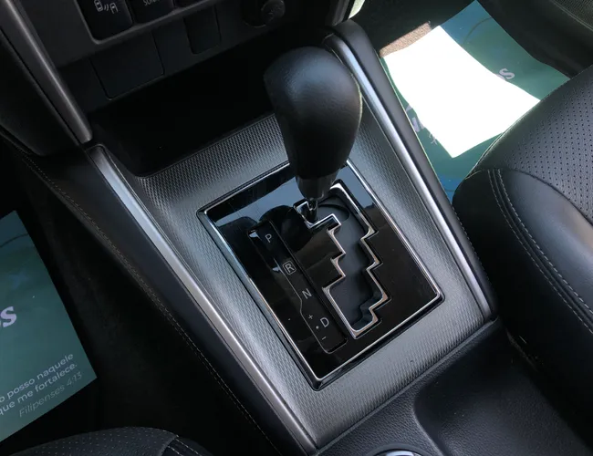 Imagem 16 – L200 Triton 2023 2.4 16V Turbo Diesel Sport Hpe-S Cd 4P 4X4 Automático