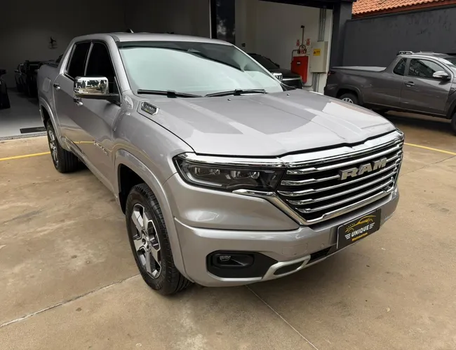 Imagem 5 – Rampage 2024 2.0 Hurricane 4 Turbo Gasolina Laramie 4X4 Automático