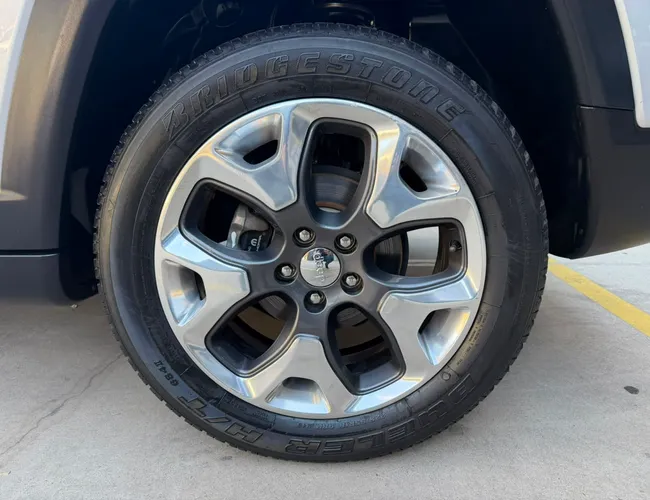 Imagem 9 – Compass 2018 2.0 16V Flex Limited Automático