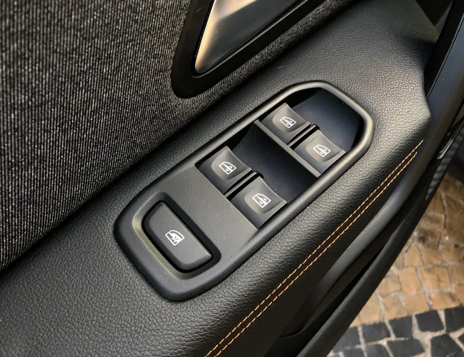 Imagem 17 – Duster 2025 1.3 Tce Flex Iconic Plus X-Tronic